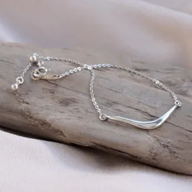 Curved Bar Slider Bracelet