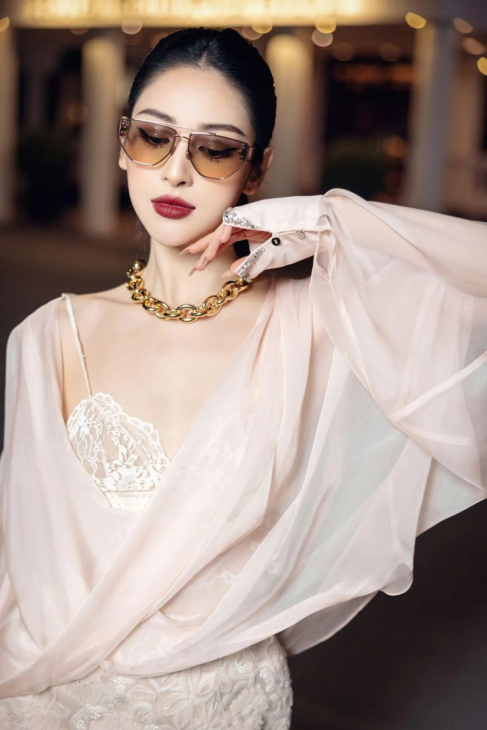 Edana Blouson Batwing Sleeved Silk Shirt