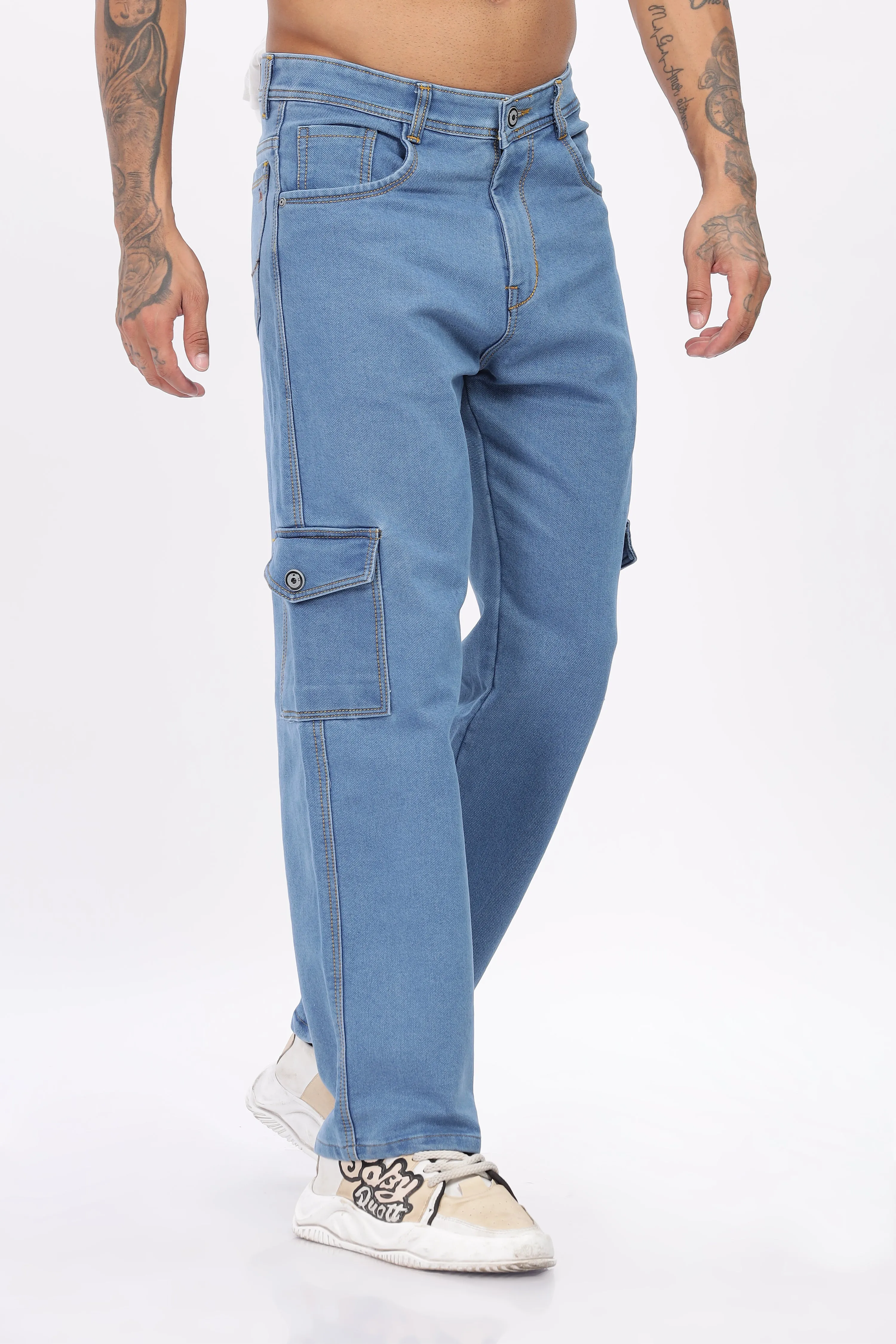 LIGHT BLUE SIX POCKETS JEANS