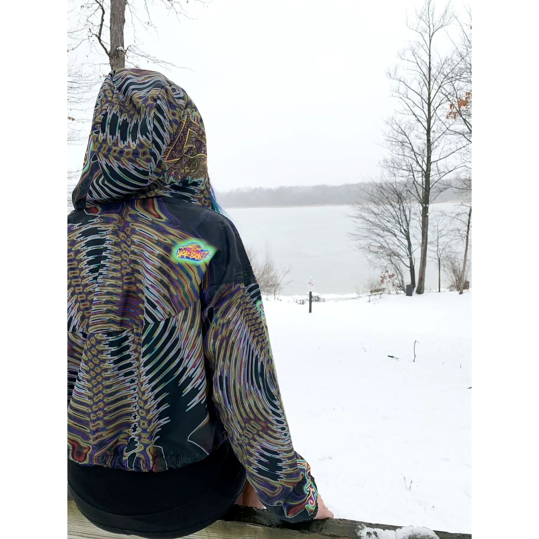 Llamated Frontier Women's Cropped Windbreaker