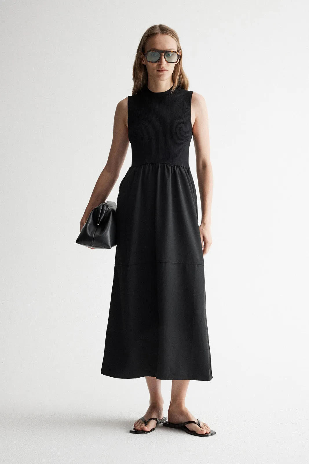 Manu Dress Black