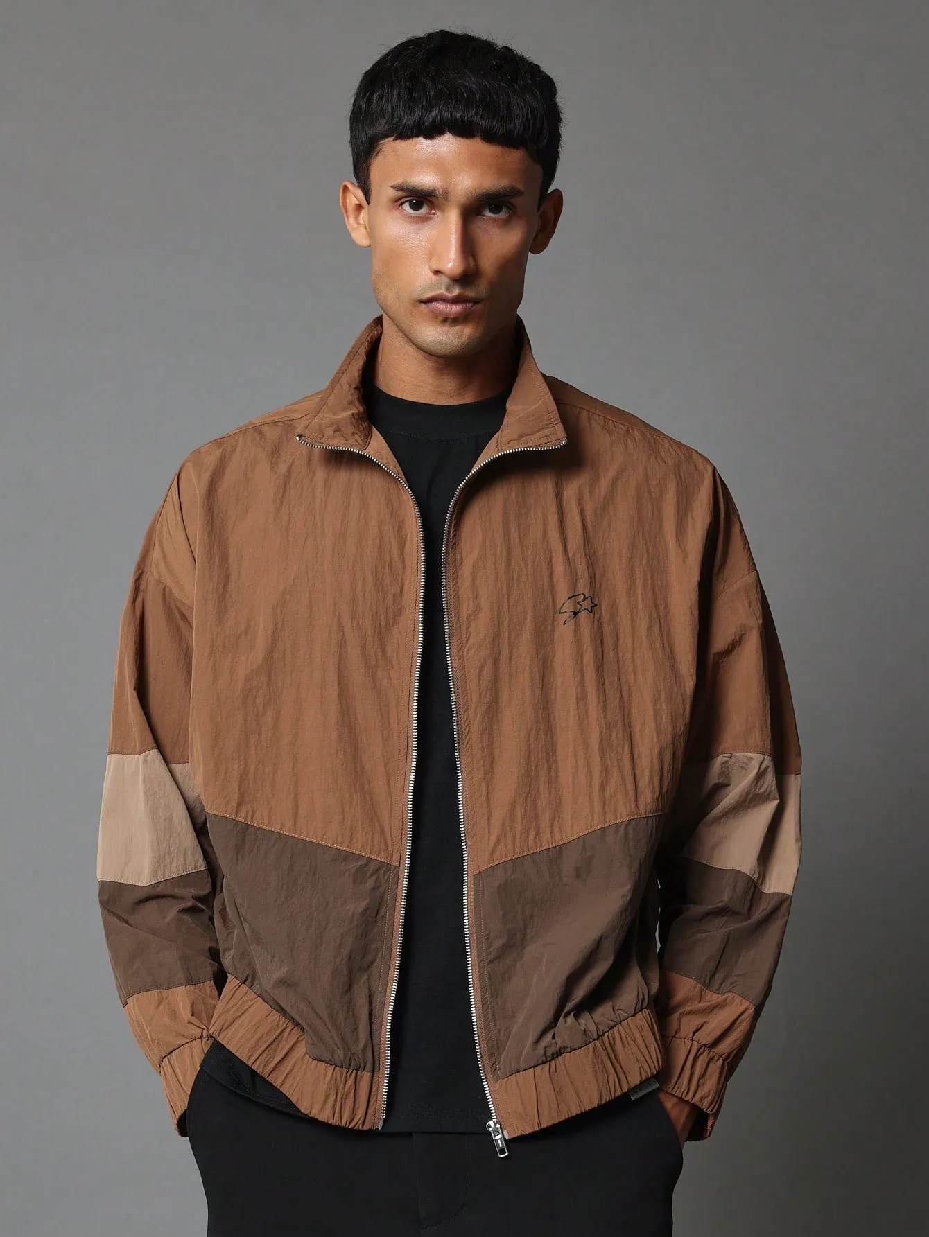Regular Fit Colour Blocked Funnel Neck Zip Through Nylon Jacket
