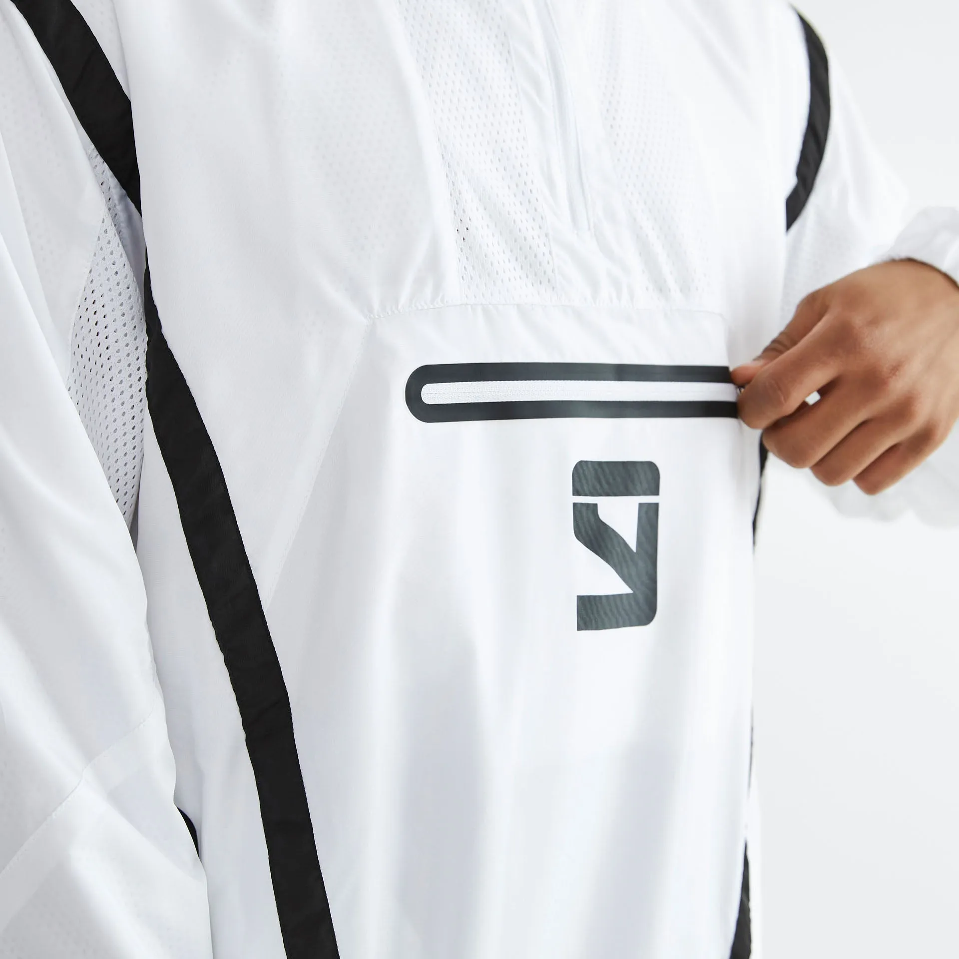 Signature Vent Half-Zip Windbreaker Jacket