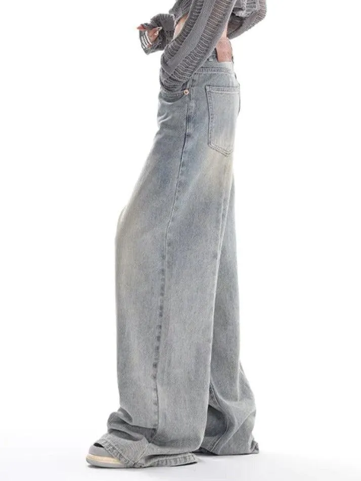 Vintage Light Wash High Rise Boyfriend Jeans