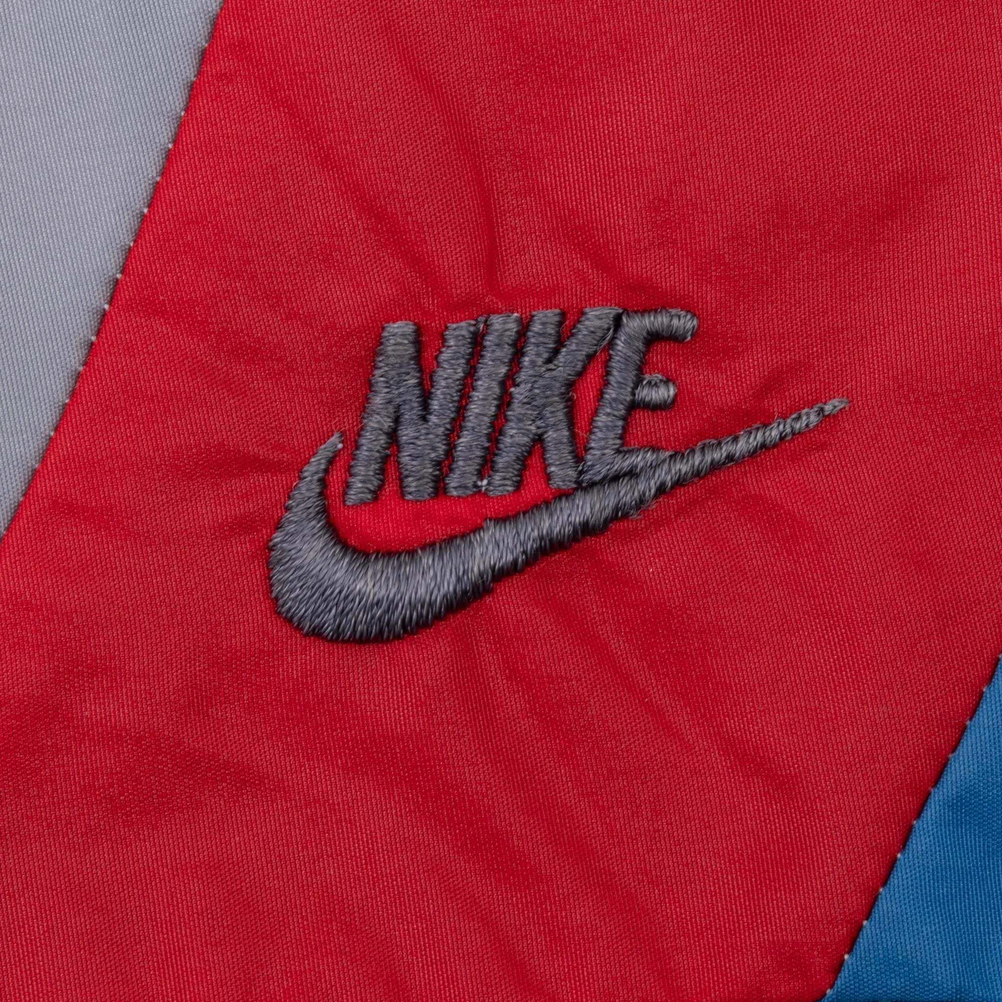 VINTAGE NIKE GREY PULLOVER WINDBREAKER JACKET EARLY 1980S LARGE