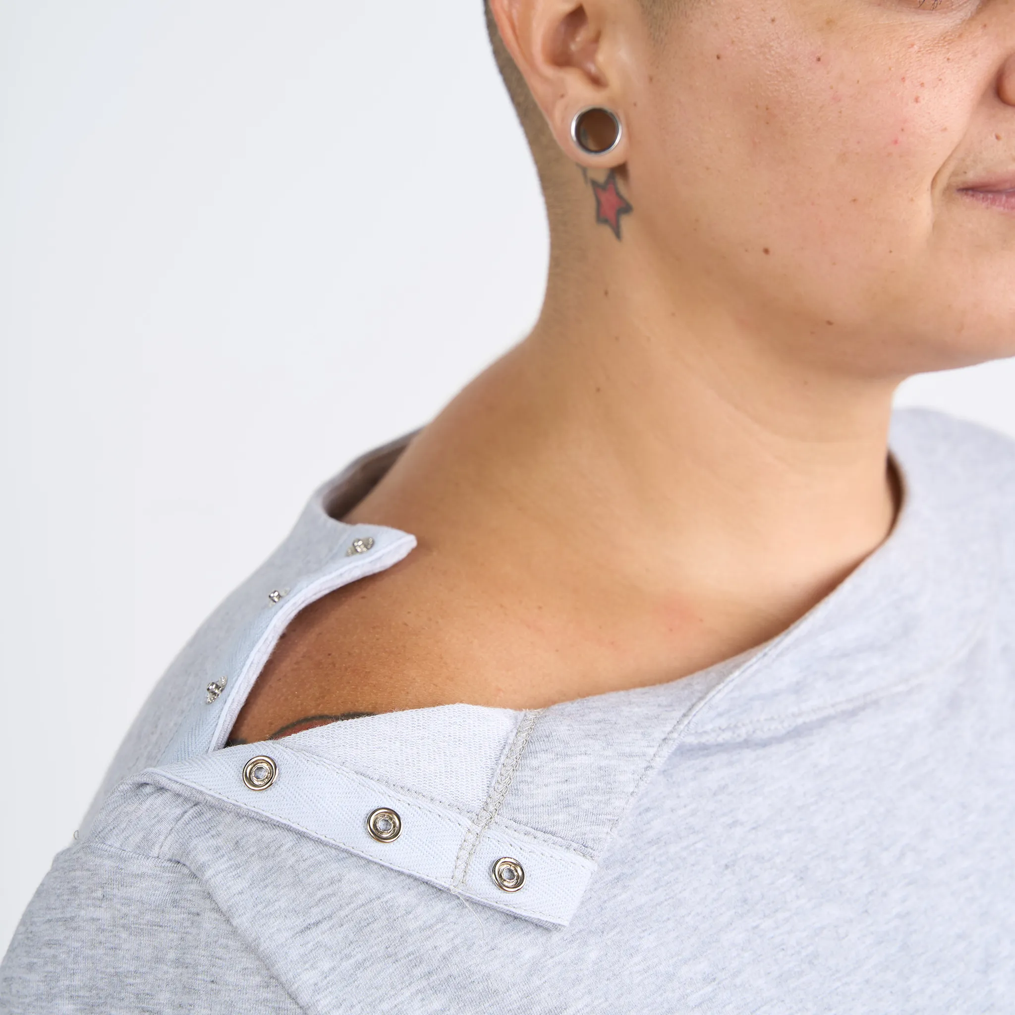 Well Beyond Breast Cancer Gray Long Sleeved Port Access Shirt