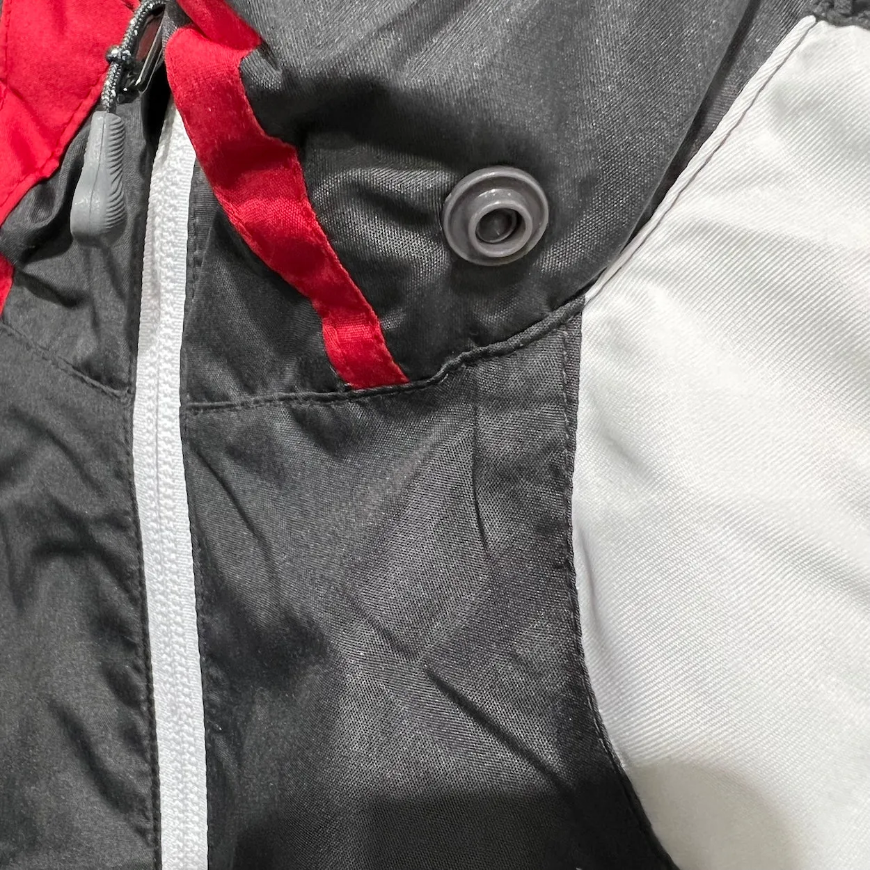 Women's Windbreaker Lined & Hooded With Pockets